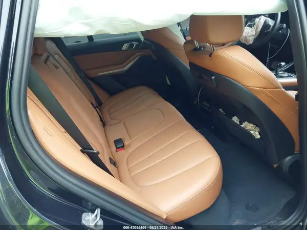5UXTA6C02N9M01270 2022 BMW X5 - Image 8