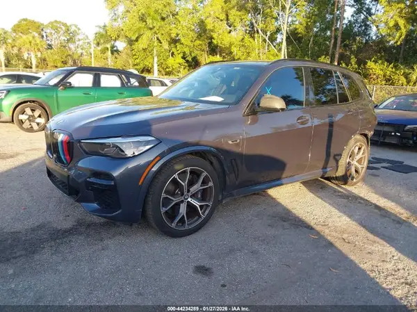 5UXTA6C02N9M97465 2022 BMW X5 - Image 2