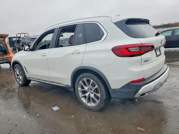 5UXTA6C03M9D45146 2021 BMW X5 - Image 2