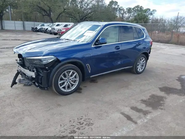 5UXTA6C03M9G66149 2021 BMW X5 - Image 2