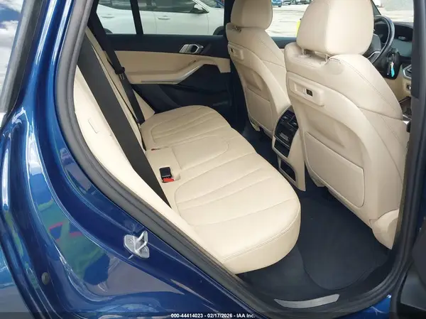5UXTA6C03M9G66149 2021 BMW X5 - Image 8
