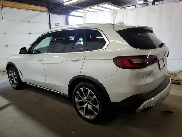 5UXTA6C03M9H96223 2021 BMW X5 - Image 2