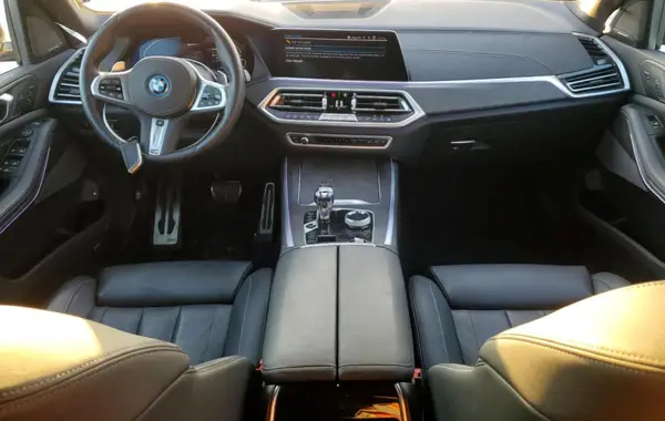5UXTA6C03N9M65155 2022 BMW X5 - Image 8