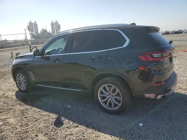 5UXTA6C03P9N74816 2023 BMW X5 - Image 2