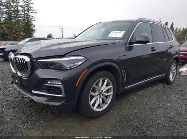 5UXTA6C04M9H77244 2021 BMW X5 - Image 2