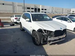 5UXTA6C04N9M74642 2022 BMW X5