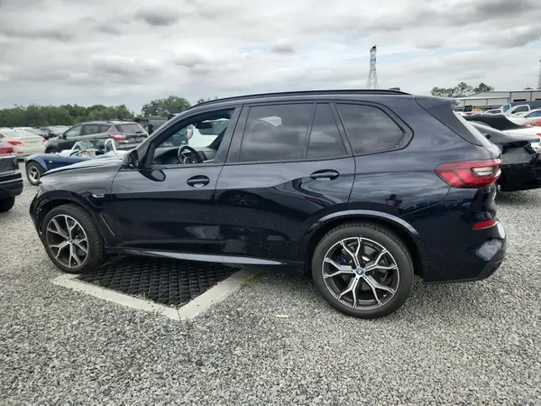 5UXTA6C04N9M89447 2022 BMW X5 - Image 2