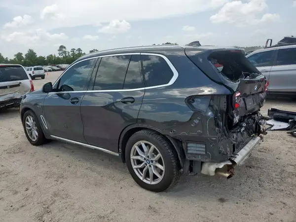 5UXTA6C04P9P77309 2023 BMW X5 - Image 2