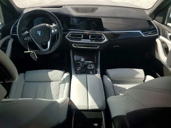 5UXTA6C04P9R08738 2023 BMW X5 - Image 8
