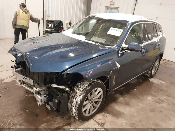 5UXTA6C04P9R34336 2023 BMW X5 - Image 2