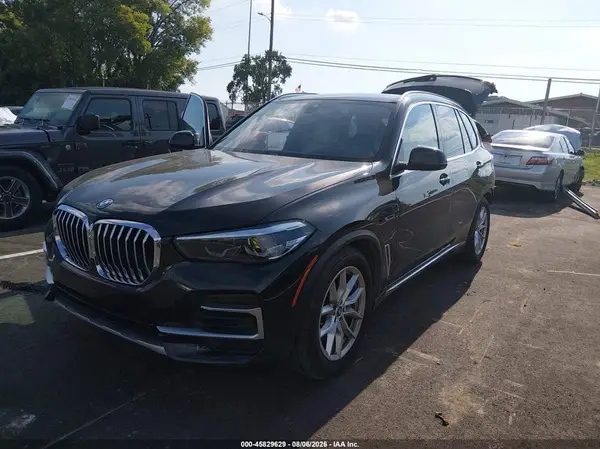 5UXTA6C04P9R95007 2023 BMW X5 - Image 2