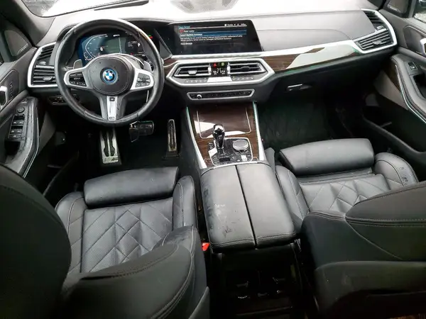 5UXTA6C04P9S00585 2023 BMW X5 - Image 8