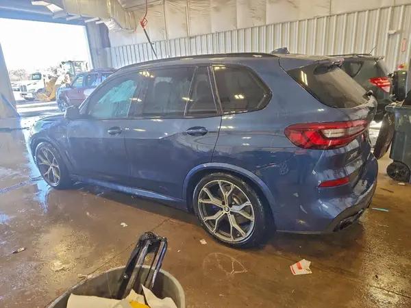 5UXTA6C05M9D84269 2021 BMW X5 - Image 2