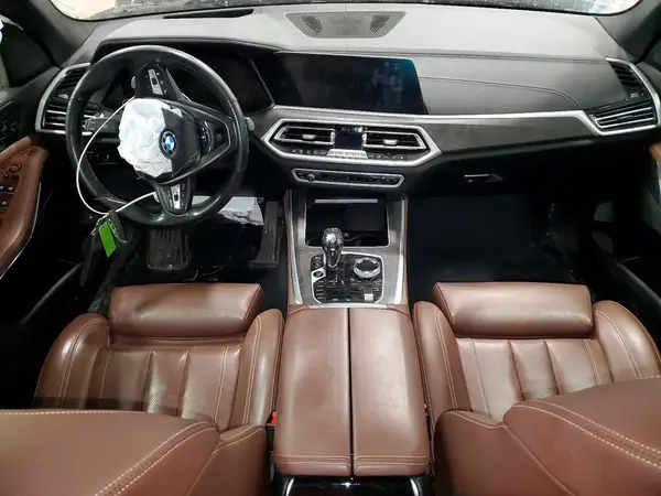 5UXTA6C05N9J15123 2022 BMW X5 - Image 8
