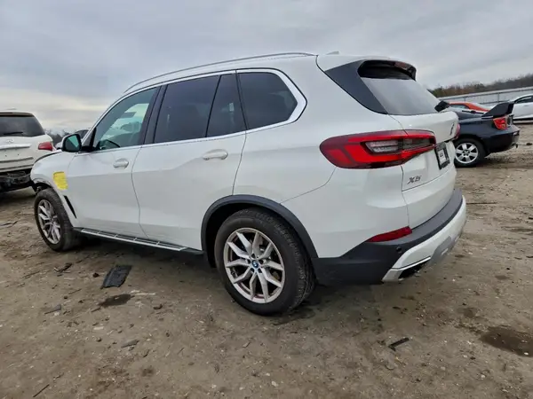 5UXTA6C05N9L13782 2022 BMW X5 - Image 2