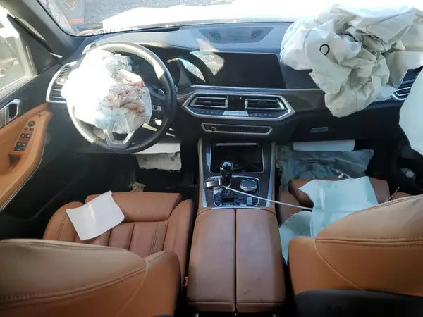5UXTA6C05N9M28396 2022 BMW X5 - Image 8