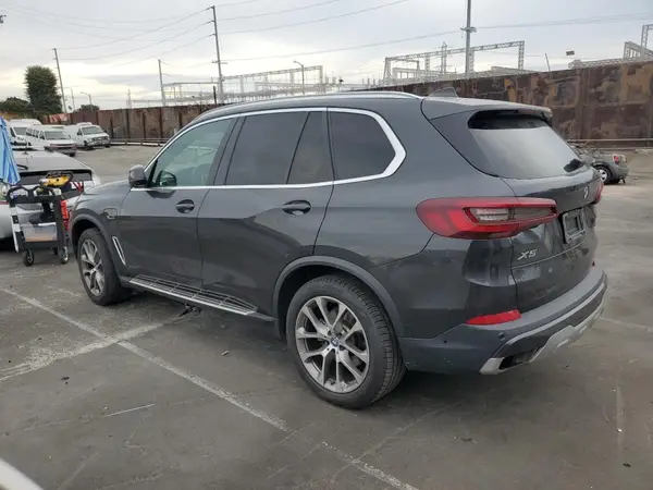 5UXTA6C05P9N99930 2023 BMW X5 - Image 2