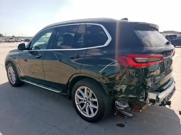 5UXTA6C05P9P39118 2023 BMW X5 - Image 2