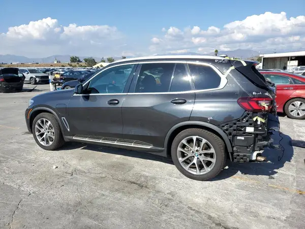 5UXTA6C06M9D37946 2021 BMW X5 - Image 2