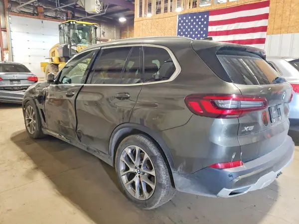 5UXTA6C06M9E49226 2021 BMW X5 - Image 2