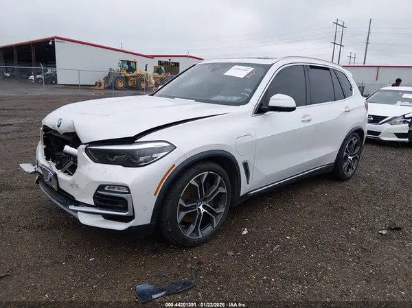 5UXTA6C06M9F17086 2021 BMW X5 - Image 2