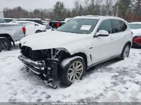 5UXTA6C06N9L56754 2022 BMW X5 - Image 2