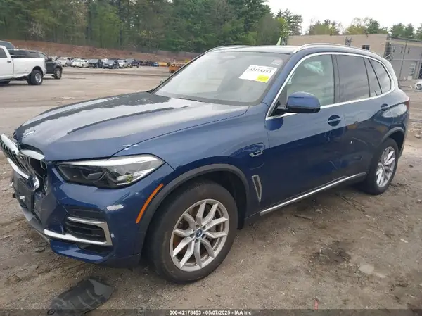 5UXTA6C06N9M08044 2022 BMW X5 - Image 2