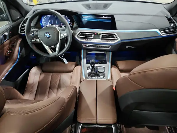 5UXTA6C06P9N79086 2023 BMW X5 - Image 8