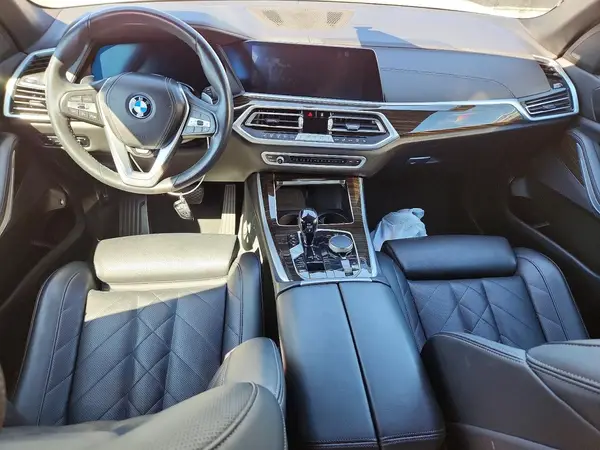 5UXTA6C06P9P13563 2023 BMW X5 - Image 8
