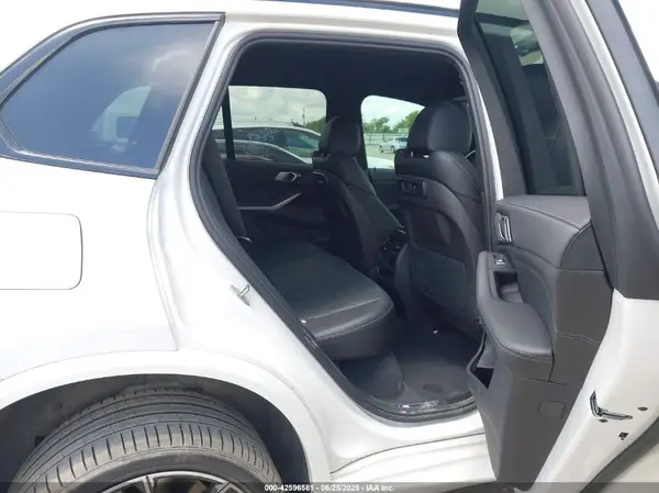 5UXTA6C06P9P93351 2023 BMW X5 - Image 8