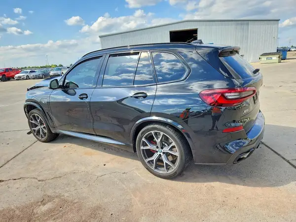 5UXTA6C06P9R96515 2023 BMW X5 - Image 2