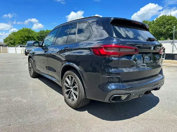 5UXTA6C07M9E53785 2021 BMW X5 - Image 2