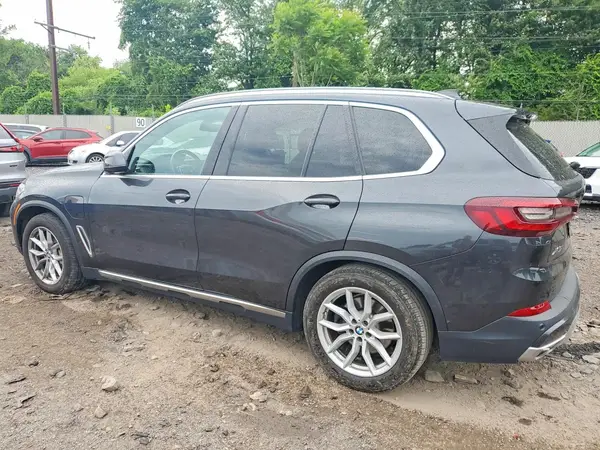 5UXTA6C07M9F25164 2021 BMW X5 - Image 2