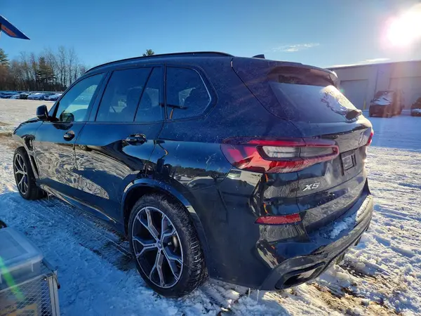 5UXTA6C07N9L49084 2022 BMW X5 - Image 2