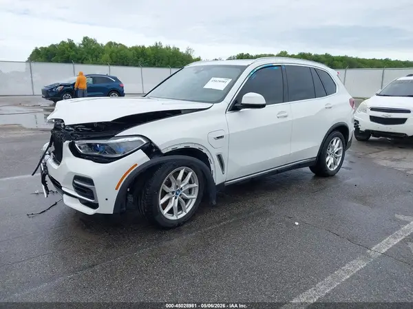 5UXTA6C07P9N46565 2023 BMW X5 - Image 2