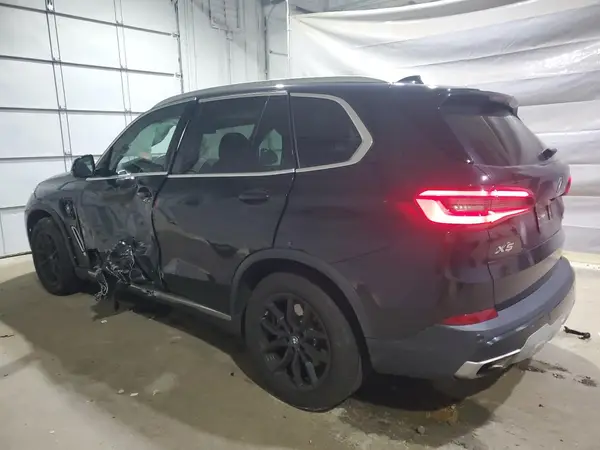 5UXTA6C08P9R84253 2023 BMW X5 - Image 2