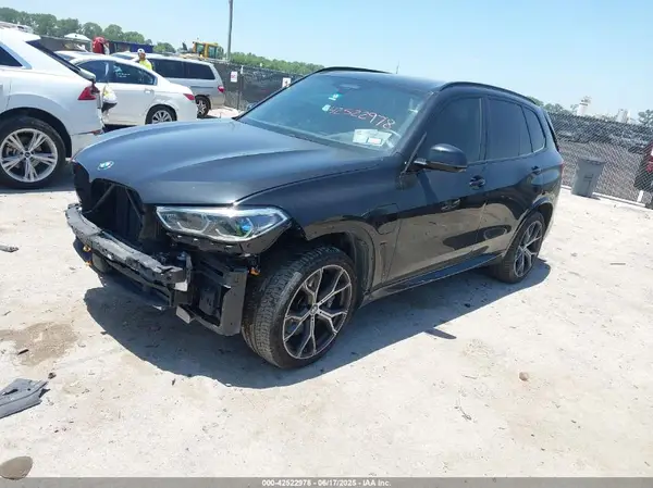 5UXTA6C09M9E24711 2021 BMW X5 - Image 2