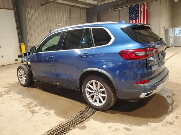 5UXTA6C09M9F40944 2021 BMW X5 - Image 2