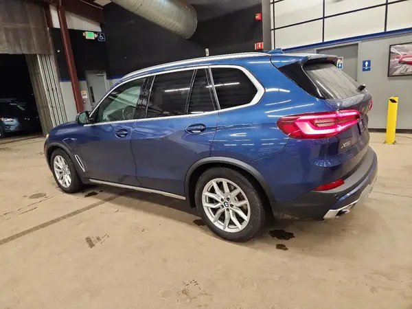 5UXTA6C09M9G70187 2021 BMW X5 - Image 2