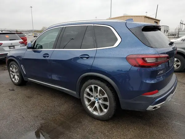 5UXTA6C09N9J28411 2022 BMW X5 - Image 2