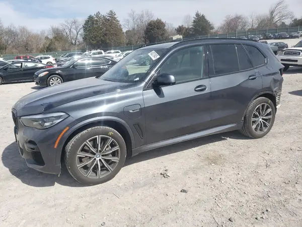 5UXTA6C09N9K10638 2022 BMW X5 - Image 1