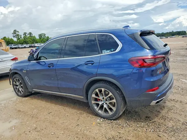 5UXTA6C09N9K25785 2022 BMW X5 - Image 2