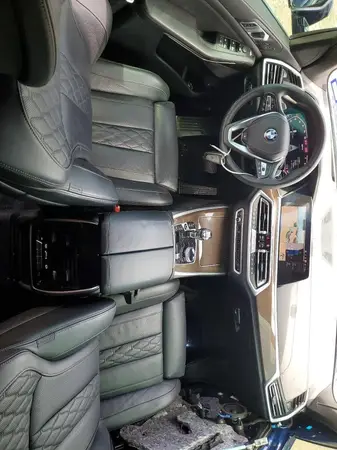 5UXTA6C09N9K25785 2022 BMW X5 - Image 8