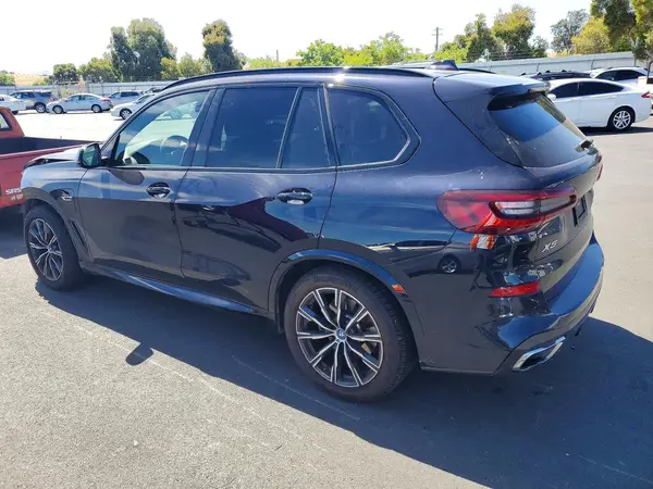 5UXTA6C09N9K28539 2022 BMW X5 - Image 2