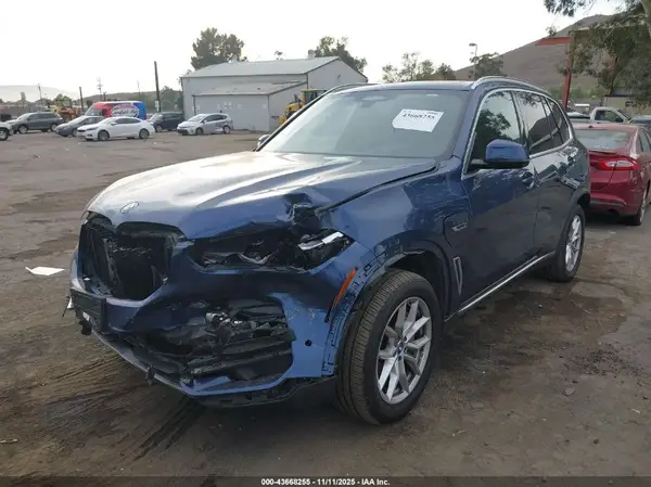 5UXTA6C09N9L13543 2022 BMW X5 - Image 2