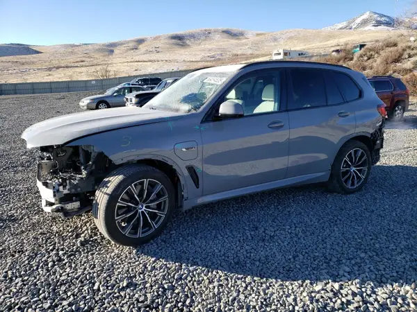 5UXTA6C09N9L99811 2022 BMW X5 - Image 1