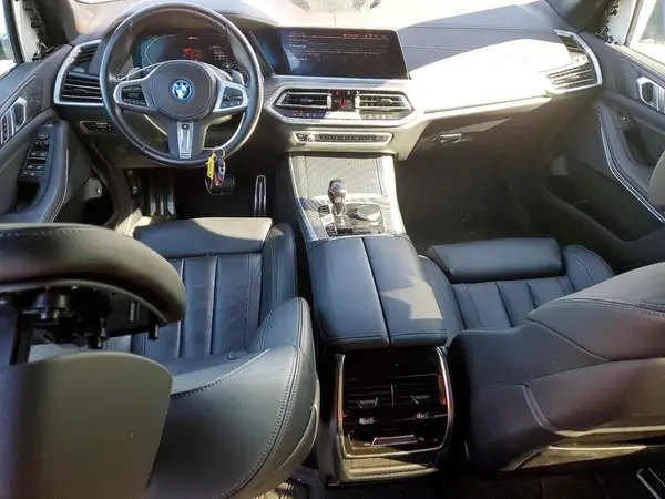 5UXTA6C09N9N42921 2022 BMW X5 - Image 8