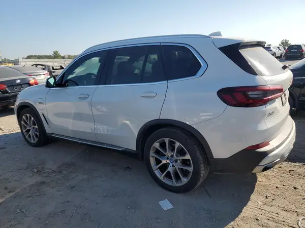 5UXTA6C09P9P04890 2023 BMW X5 - Image 2