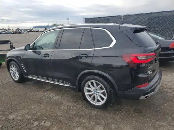 5UXTA6C09P9P39395 2023 BMW X5 - Image 2