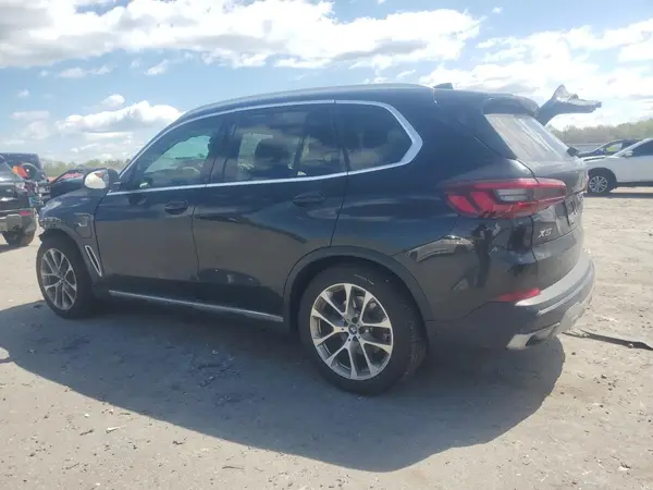 5UXTA6C09P9R00571 2023 BMW X5 - Image 2